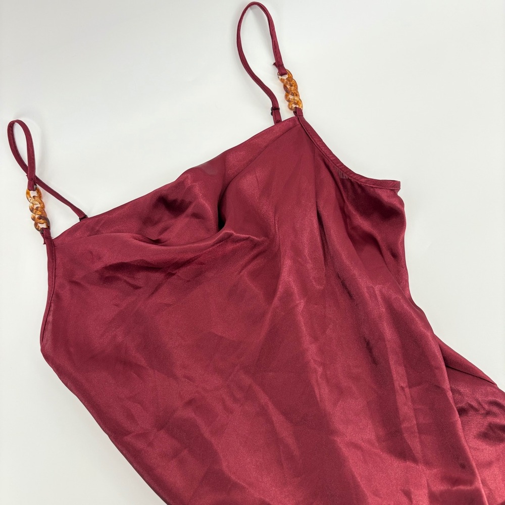 Nicole Miller M Burgundy Satin Cowl Neck Fitted Cami Y2K Dainty Romantic